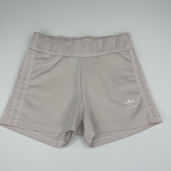 Adidas Women's Light Pink Mid-Rise Activewear Booty Shorts S/W26/L2.5 - Picture 1 of 15